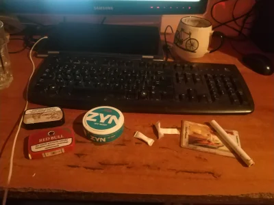 HorrorystycznyDemonPagona - Zdrowie kamraci 


#przegryw #tabaka #snus