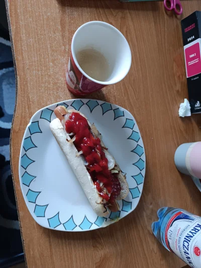 zachariasz-grundbaum - Hot dog ze smażoną cebulką 
#przegryw