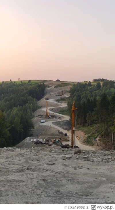 matka19002 - 505 410 + 30 + 98 + 24 + 66 = 505 628

Tydzień minął

#rowerowyrownik

S...