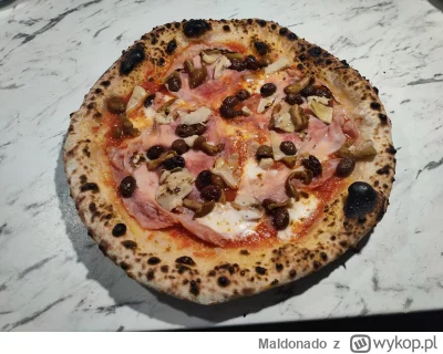 Maldonado - Capricciosa, dawno nie było.

#pizza #gotujzwykopem #jedzzwykopem