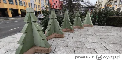 pawelJG - Choinki "Saracen welcome" na #jarmarkbozonarodzeniowy w Niemczech (Bautzen)...