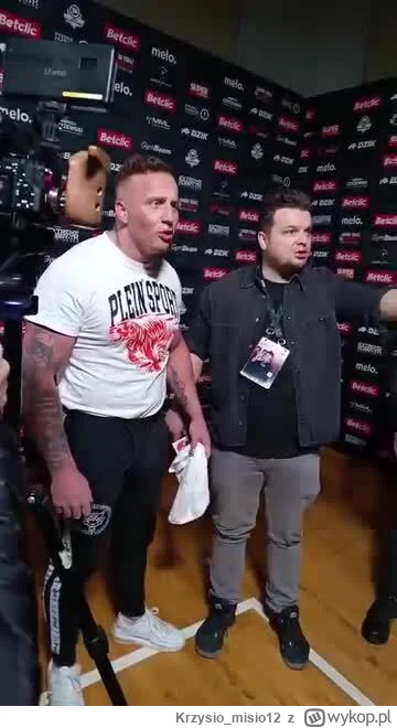 Krzysio_misio12 - Nawiązując jeszcze do tego wideo XD
Stal duży chłop, naubliżał mu, ...