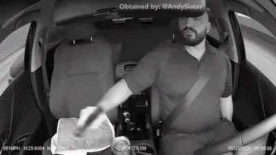 QRQ - @SpongeBobertKanciastoRenki: zaraz ich Roba sprzątnie