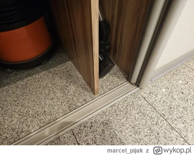 marcel_pijak - Nie, na podłogę nic nie dawaj. Boki i przegrody do podłogi. (oczywiści...