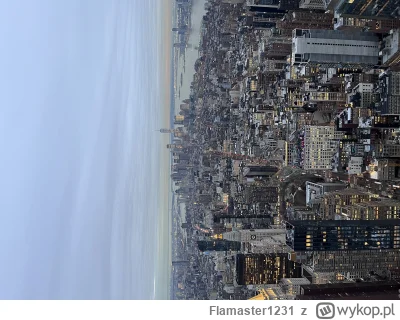 Flamaster1231 - @Szatynka: wpuścili nas. Pozdrawiam z 86 piętra :)