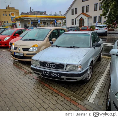 Rafal_Baster - Dosyć ładna osiemdziesiątka spotkana w Zgorzelcu
#samochody #czarnebla...