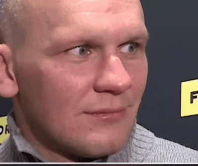 reniuuu5 - @444444431: