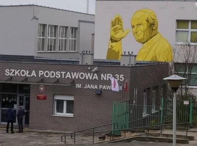 FLAC - @WH40K: 
za mało żułty

może być?