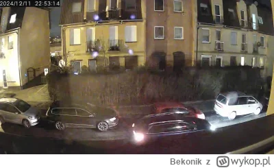 Bekonik - Mirasy drogie, drogowy bandyta absolutny stuknął w auto mojej mamy (╥﹏╥)
Po...