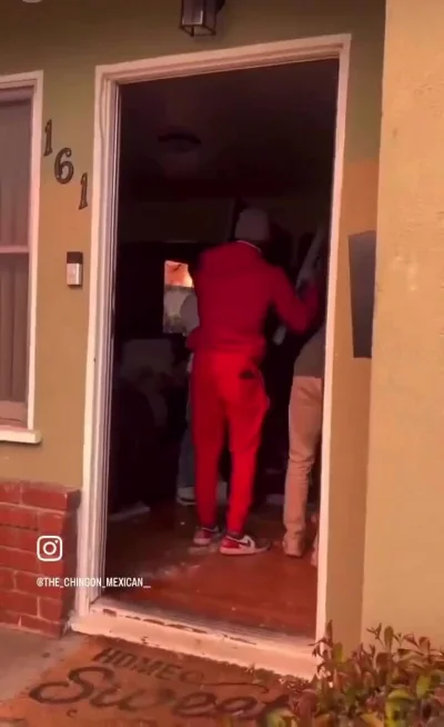 CH3j - Każda okazja na przeceny 100% jest dobra( ͡° ͜ʖ ͡°)

#california #zakupy #niew...