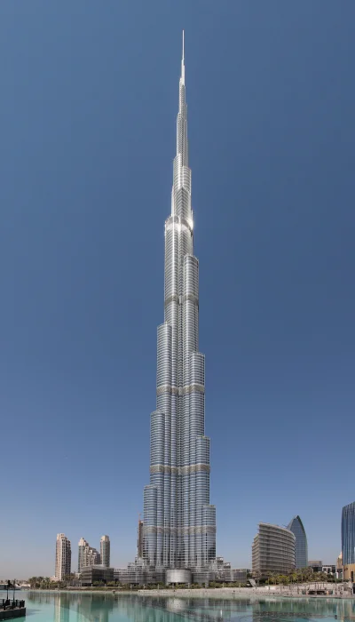Sh3rI0ck - @PorzeczkowySok Vs Burj Khalifa 50 lat później