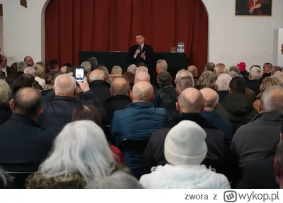 zwora - Minister Czarnek na spotkaniu z Polskim Towarzystwem Łysych Emerytów

#polska...