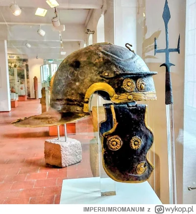 IMPERIUMROMANUM - Zachowany hełm rzymski

Zachowany hełm rzymski w Muzeum Archeologic...