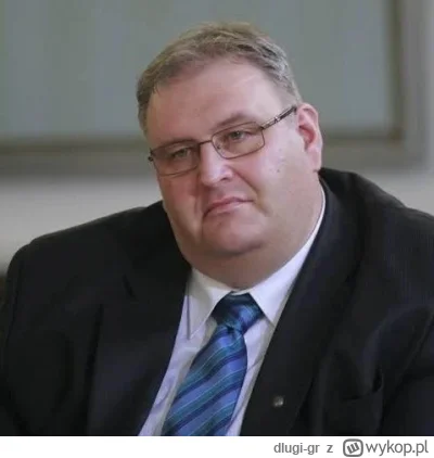 dlugi-gr - >Dziś odwołał 46 prezesów sądów na przykład.

@Vetinari: w tym kilka osób ...