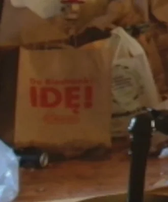 Czerwone_Stringi - Pamiętajcie dzieci jak dostaniecie gazem po oczach to przemyjcie s...