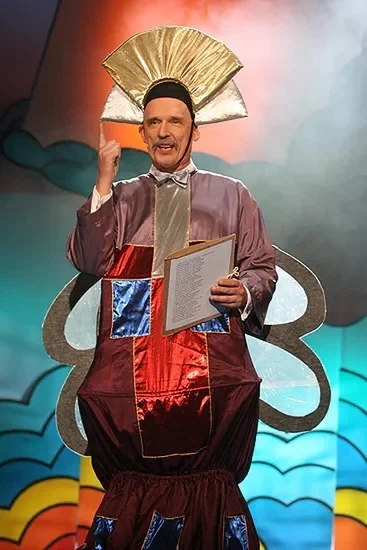 mocherowemajty - @kappa-pog: żeby dać 800 trzeba ukraść 1500