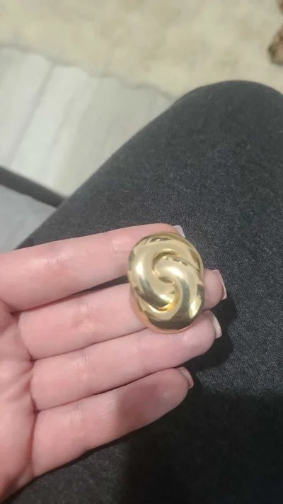 puyol95 - Cześć!
Mam taki problem: dziewczyna zgubiła kolczyk ze zdjęcia a była do ni...