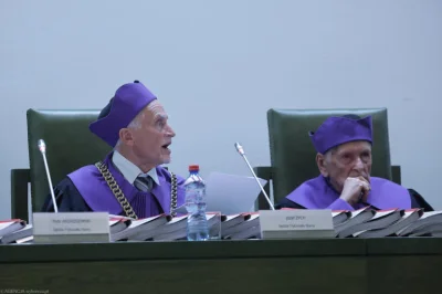 DrumnBassArena - ale wredny staruch, trybunał geriatrii.

#bekazpisu #bekazprawakow