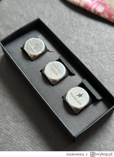 maikeleleq - Firmy które oprócz perfum do testów dorzucają fajne gadżety zawsze mają ...