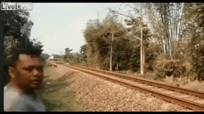 Drom - Nie wiem czy ktoś tutaj jest w temacie, ale w Indiach jest dość przerażający t...