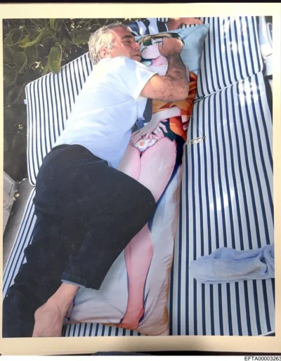 przybysz_miedzygwiezdny - #przegryw 
co ten epstein