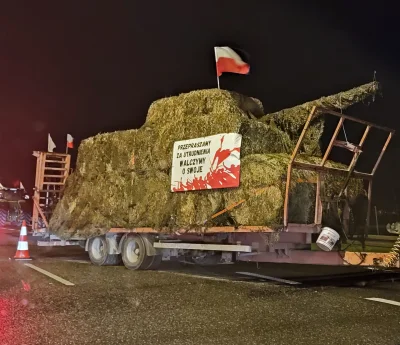 TWezmyr - Spóźnił się pan rolnik z protestem o dwa lata i w dodatku protestuje nie ta...