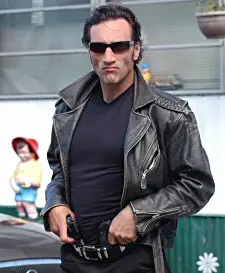 Victor_Manzon - @Niewiemja: Cyrus