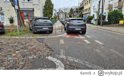 SamiS - Parkować muszę, bo się uduszę.
#samochodoza #parkowanie