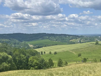 dqdq1 - @bartekppp: nie, tylko woda, czekolada i śmieszne p-------y ;) browar pewnie ...