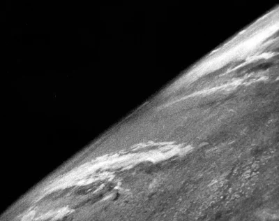 wfyokyga - Pierwsze zdjęcie Ziemi z kosmosu, wykonane 24 października 1946 roku przez...