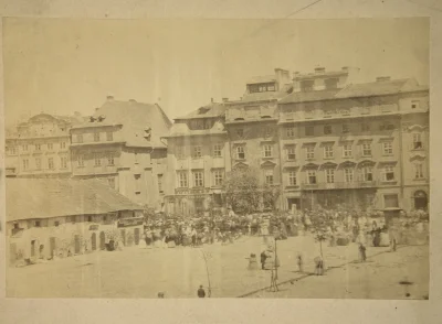 Fennrir - Ciekawe zdjęcie krakowskiego rynku z ok. 1860 roku - znajdują się na nim po...