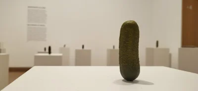 Kresse - Byłem na wystawie ogórków. Czytając pełne polotu opisy eksponatów, można odn...