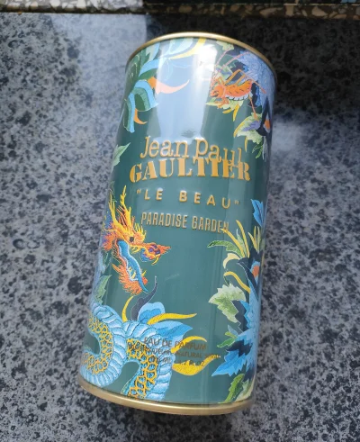 krzych-ch - Gdyby ktoś chciał w wakacje pachnieć ogórkowym ogrodem.
Nowy JPG Paradise...