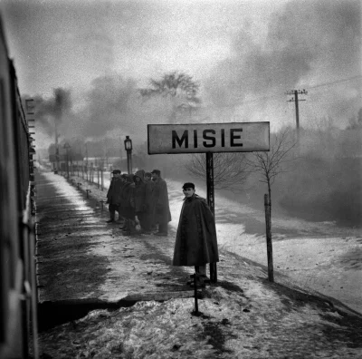 makrofag74 - #starezdjecia

Stacja Misie, 01.1962. Transport turbiny do elektrowni w ...