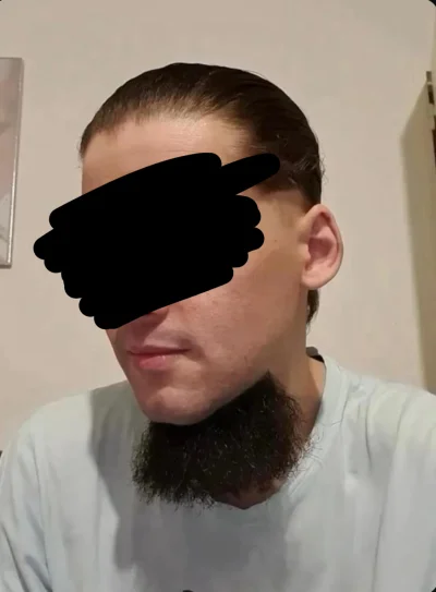 Apu-Apustaja - zostawić czy ścinać to? w sumie pasuje mi 
#przegryw #modameska #broda