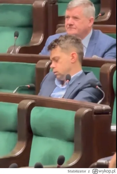 Stabilizator - Wiceminister rolnictwa sobie słodko śpi  a jaki był kwik jak korwin sp...