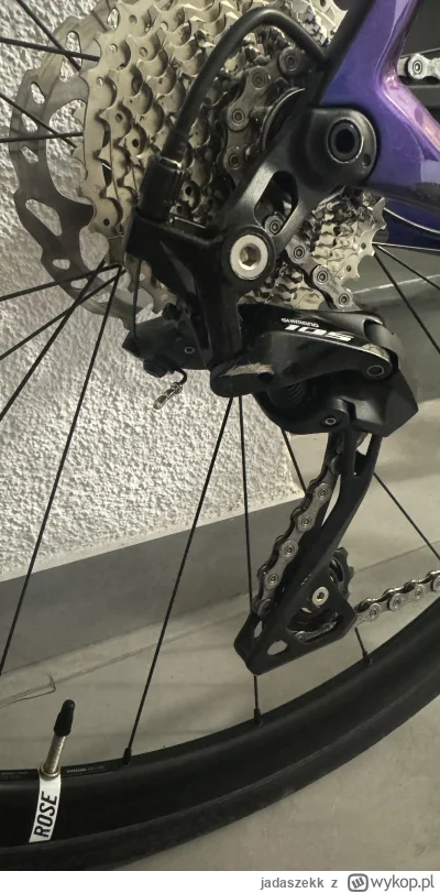 jadaszekk - Siema Panowie pierwsza kraksa na #szosa      ( ͡° ͜ʖ ͡°) kiera skrzywiona...