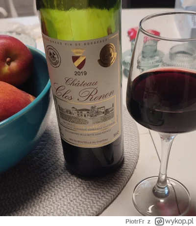 PiotrFr - Nie ma to jak winko i kiszone ogórki dla zdrowotności ( ͡° ͜ʖ ͡°)
#pijzwyko...