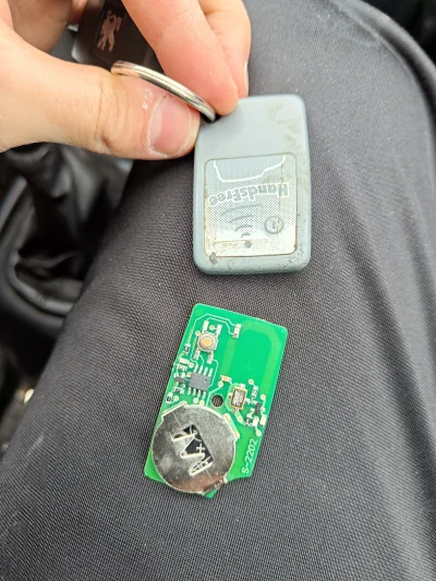 KrysztalowyMick - Mam problem z odpaleniem samochodu, ma on system antywłamaniowy I n...