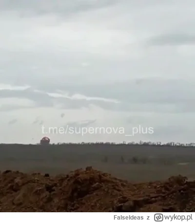 FalseIdeas - Wczorajsze zestrzelenie rosyjskiego SU-25 pod Maryinką.

#ukraina #rosja...