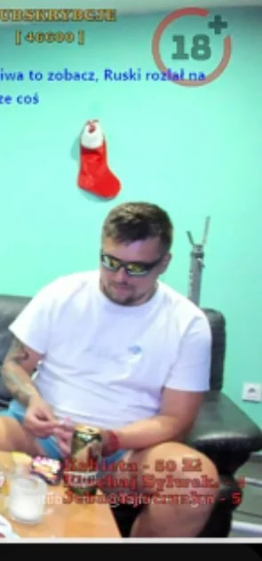 Trolololo2021 - Naćpany grubas kozakuje co to nie on fafarafa napisać prawdę na czaci...