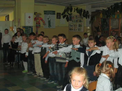 jmuhha - Najgorsze to było jak nauczycielka po wakacjach kazała opowiedzieć co się ro...