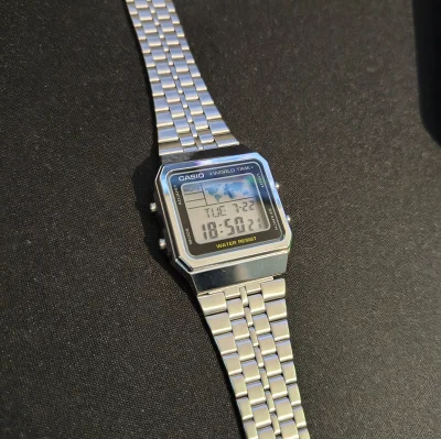 IV_RP - Casio A500W. Bardzo fajny na lato - mały, lekki, można zapomnieć, że ma się g...