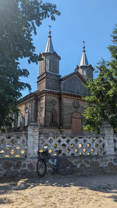 wczyz - Ładny kościółek w Dąbrowie