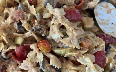 asdfghjkl - Zapiekanka makaronowa z różnymi warzywami #gotujzwykopem #jedzzwykopem