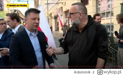 Adammik - Dlaczego minister nie ma przypinki? Tak jak jego kolega z tyłu, który ma ta...