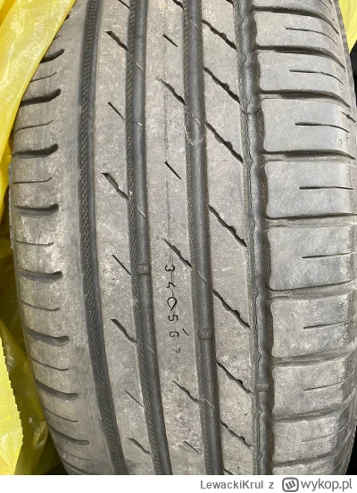 LewackiKrul - Mirki, opony żony, Nokian wetproof 195/65/r15. Zauważyłem pęknięcia w r...