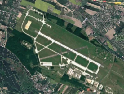 PodniebnyMurzyn - co niby daje takie rozmazanie terenu w google maps? przeciez widac ...