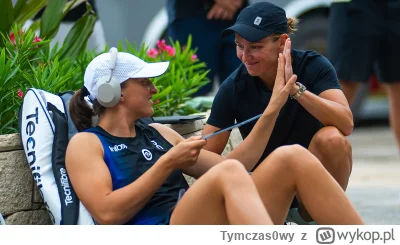 Tymczas0wy - ale dziś będzie chodził strapon w hotelowym pokoju

#tenis #mecz