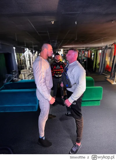 timeofthe - Czemu Denis jest taki czerwony na twarzy? Nadciśnienie tętnicze? Czy wsty...